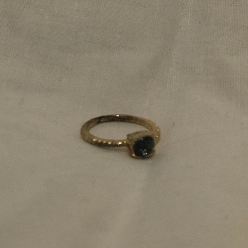 Size 7.5 Gold ring with Grey stone